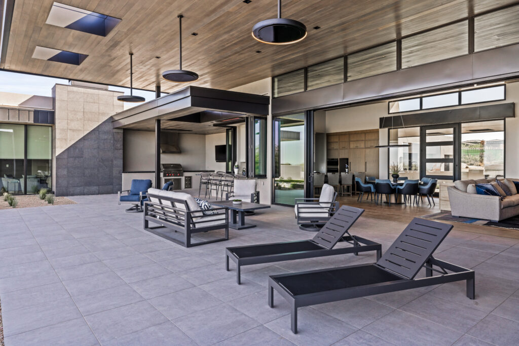 Eclipse Electric Outdoor Heater at Scottsdale AFT – Bracketed-9